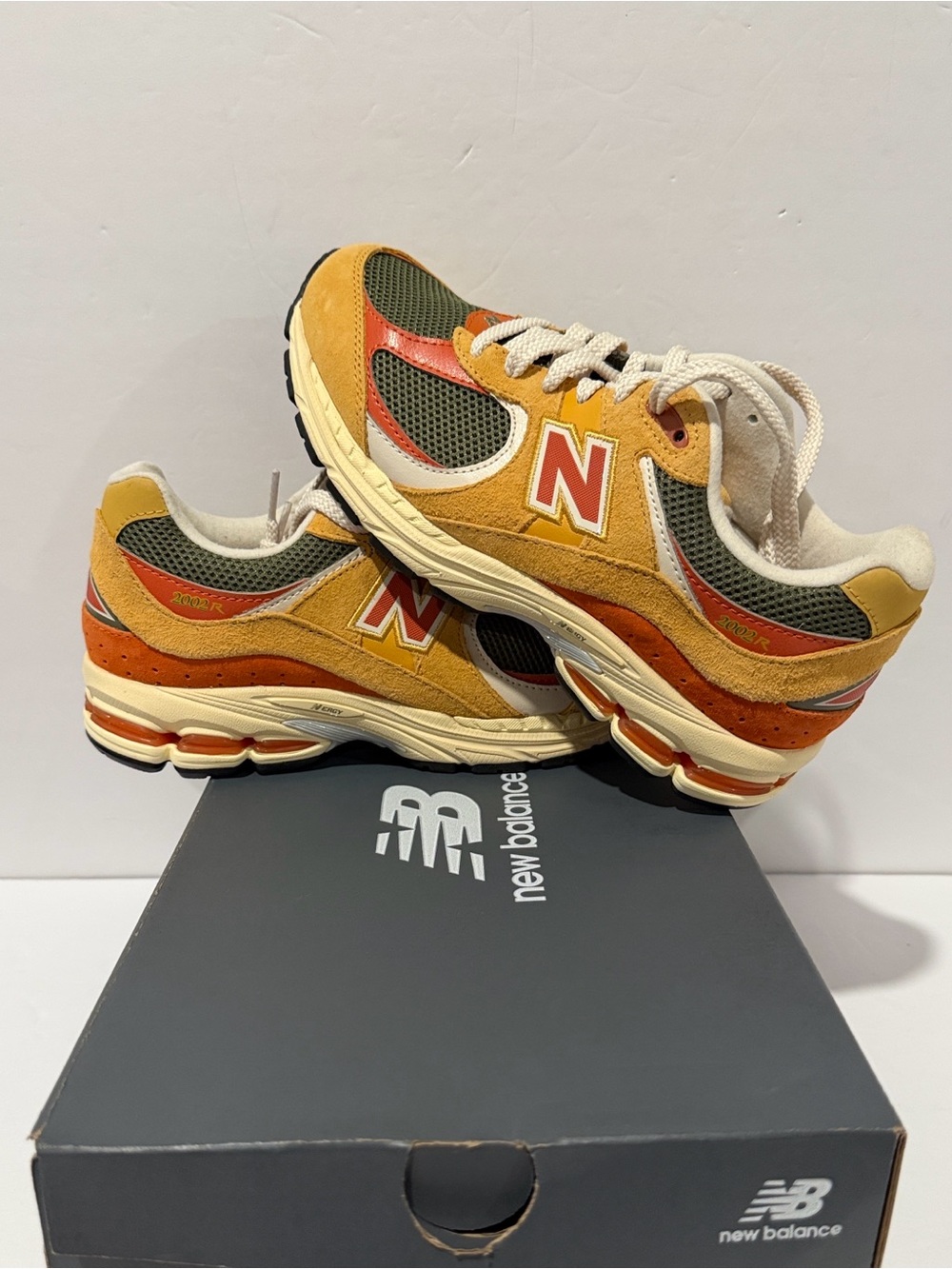 New Balance 2002R 'Dried Apricot Dark Olivine' Sz: 11 (U2002RPB)